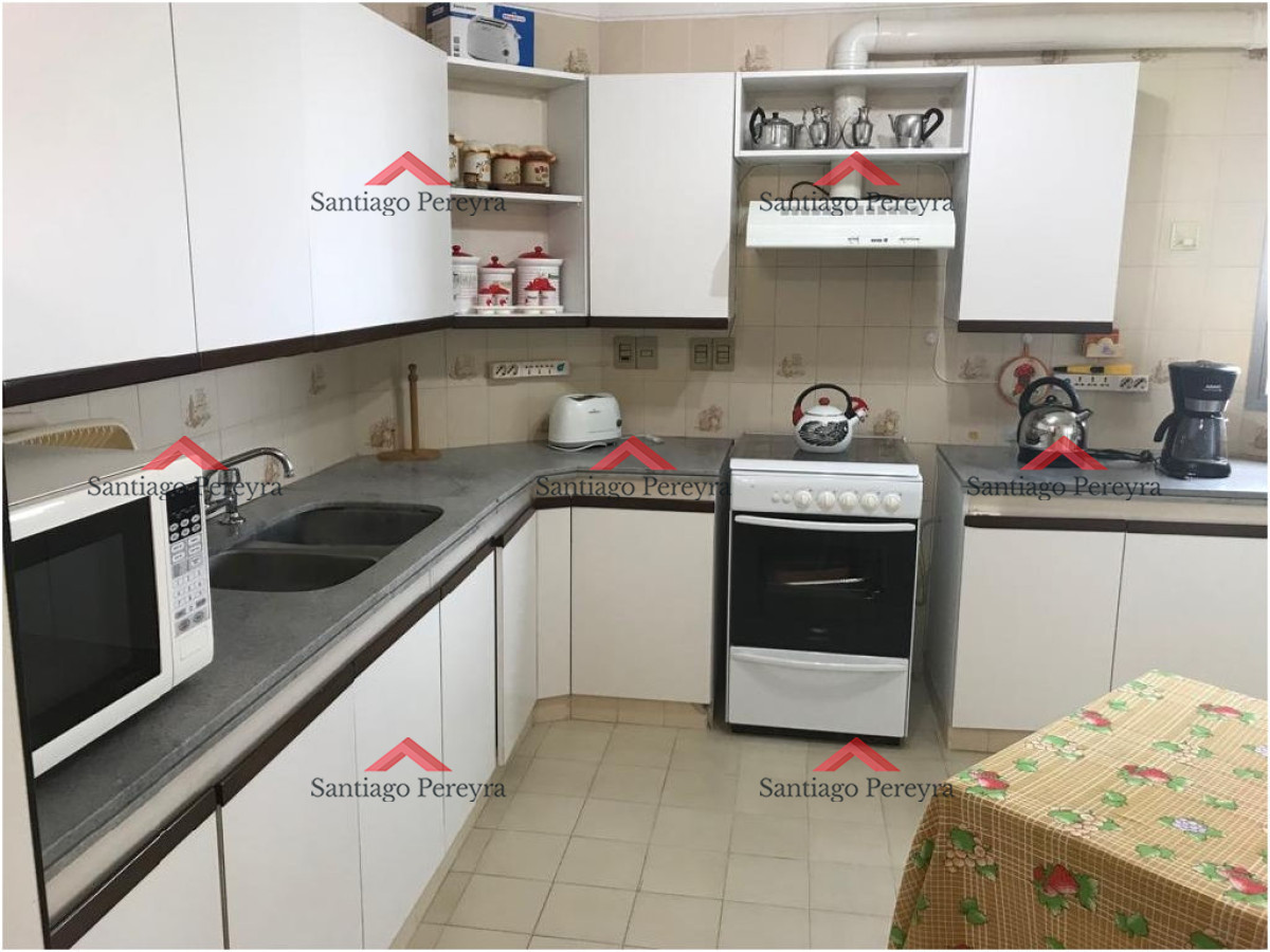 Apartamento ID.6851 - Venta apartamento de 3 dormitorios en Roosevelt 