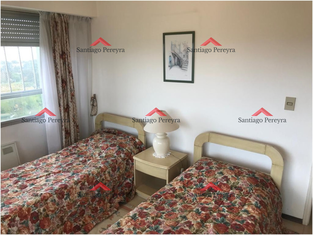 Apartamento ID.6851 - Venta apartamento de 3 dormitorios en Roosevelt 