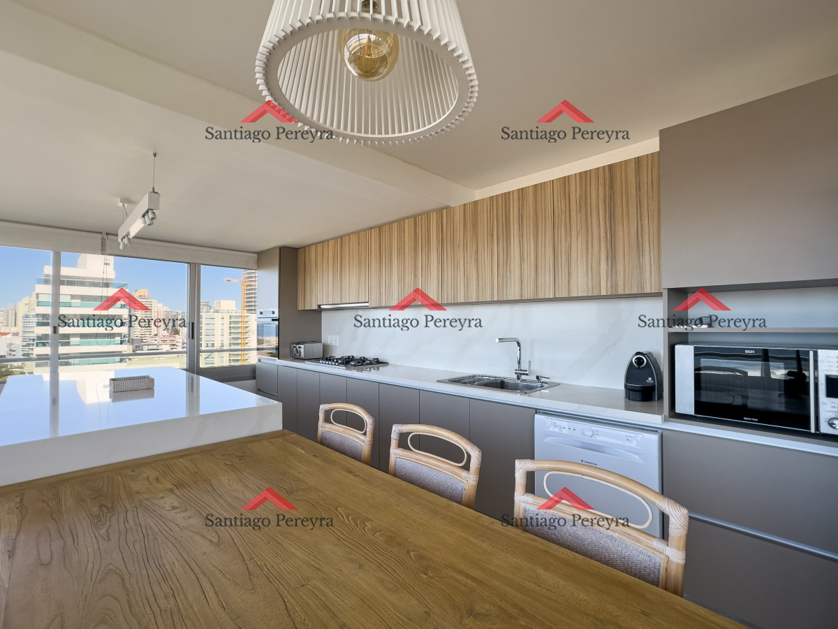 Apartamento ID.15912 - Venta apartamento 4 dormitorio en  Playa Brava frente al mar