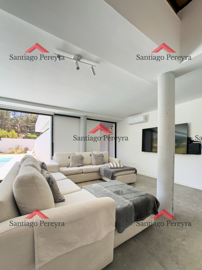 Casa ID.8864 - Casa moderna a estrenar en La Barra con vistas al mar 
