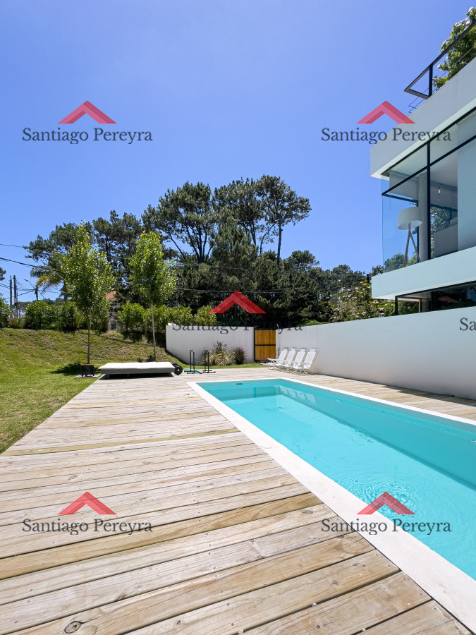 Casa ID.8864 - Casa moderna a estrenar en La Barra con vistas al mar 