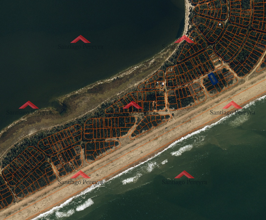 Terreno ID.8942 - Oportunidad para complejo  lotes en el Caracaol frente al mar 