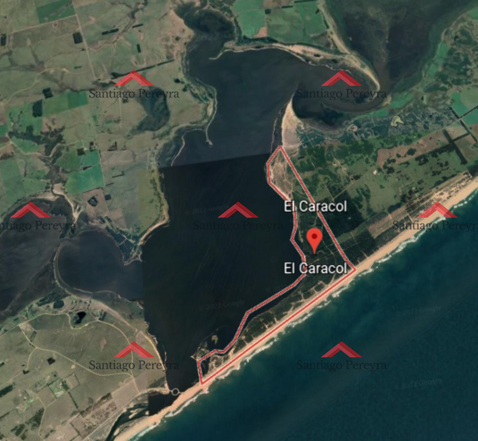 Terreno ID.8942 - Oportunidad para complejo  lotes en el Caracaol frente al mar 
