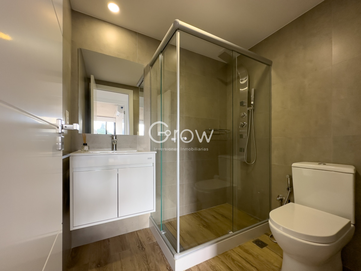 Apartamento ID.3115 - Venta apartamento 2 dormitorios en Playa Mansa, Punta del Este 