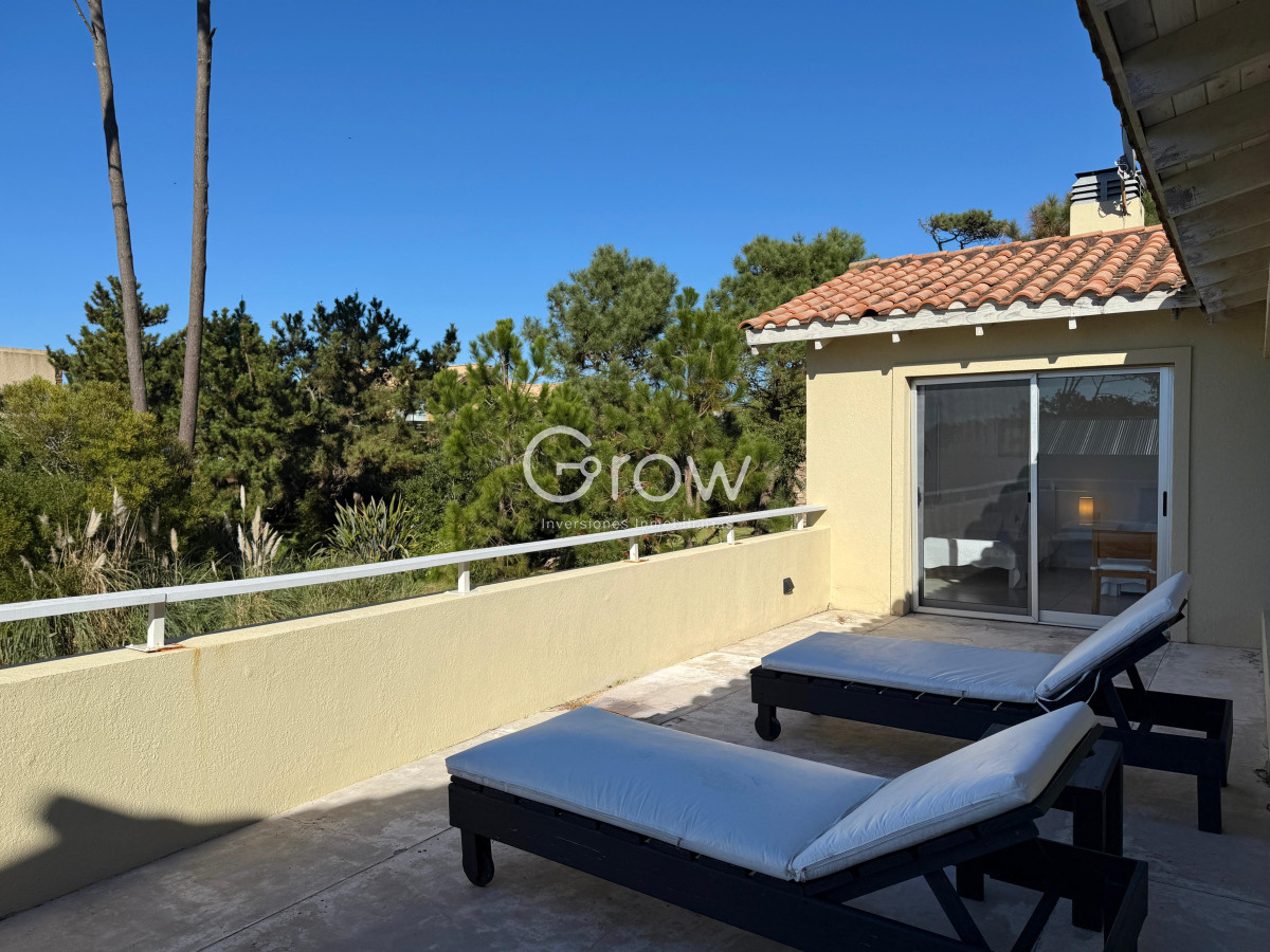 Casa ID.3610 - Venta casa en Laguna Blanca, Manantiales 4 dormitorios 