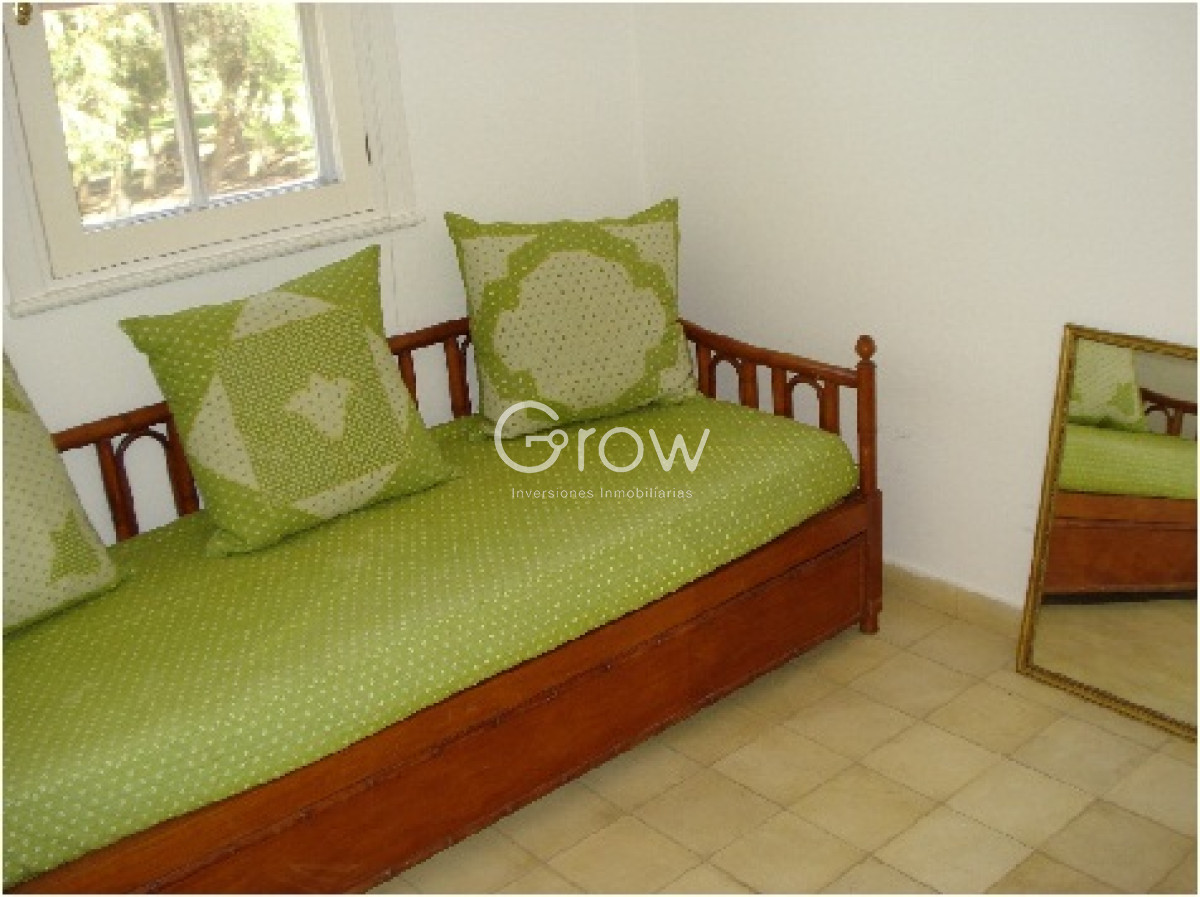 Casa ID.3609 - Venta de casa en Laguna Blanca 4 dormitorios