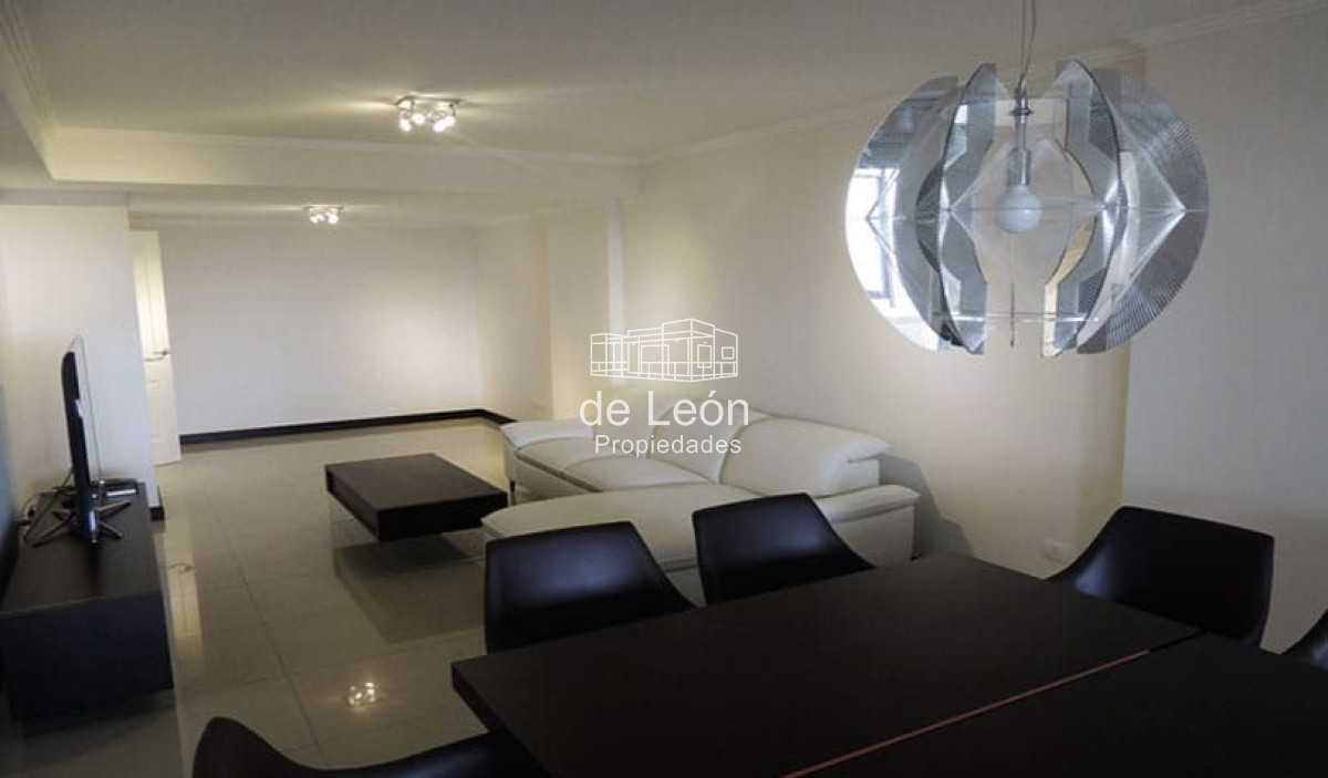 Apartamento ID.15024 - Venta apartamento semipiso 4 dormitorios en suite Playa Brava , Punta del Este 