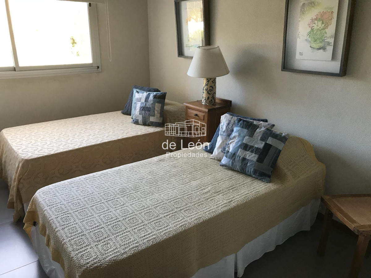Apartamento ID.15042 - Alquiler apartamento 3 dormitorios en Manantiales 