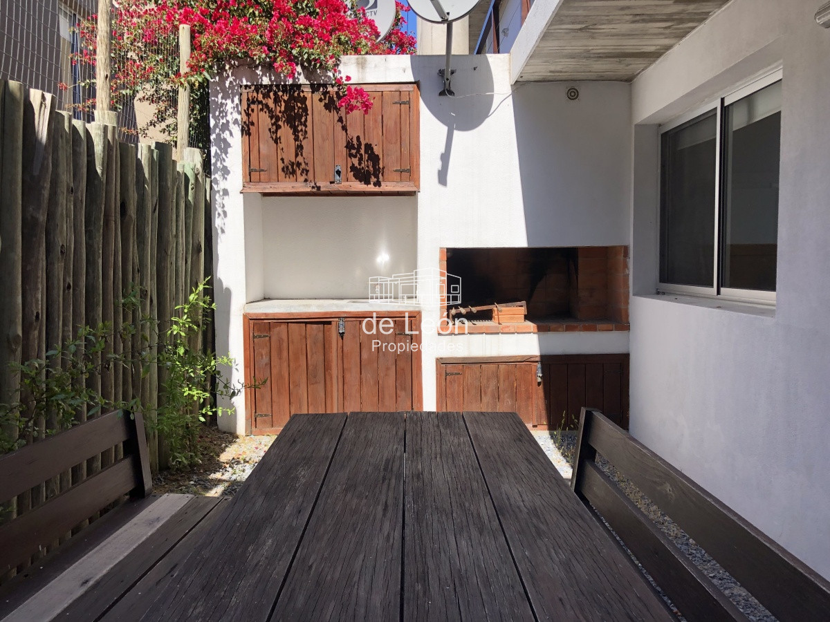 Apartamento ID.15117 - Alquiler apartamento 2 dormitorios en Manantiales 