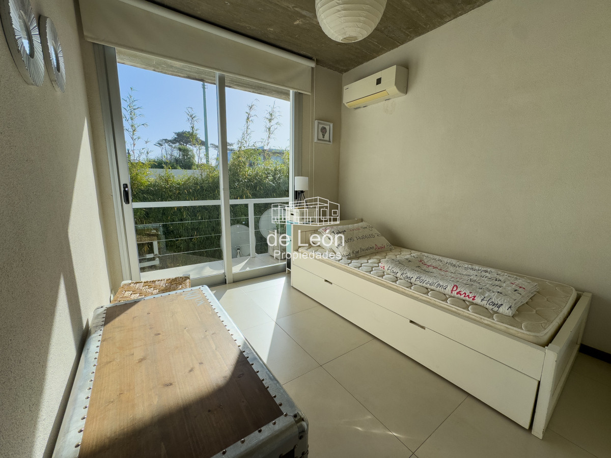 Apartamento ID.15286 - Alquiler apartamento en Manantiales 3 dormitorios 