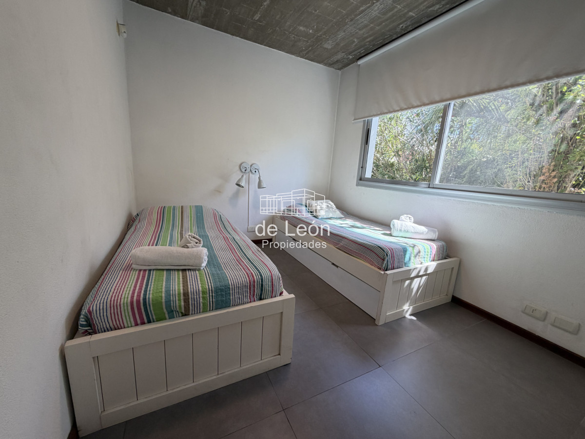 Apartamento ID.15041 - Venta apartamento en Manantiales 3 dormitorios 