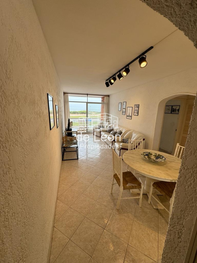 Apartamento ID.15051 - Venta apartamento 2 dormitorios y medio en Playa Brava, Punta del Este 