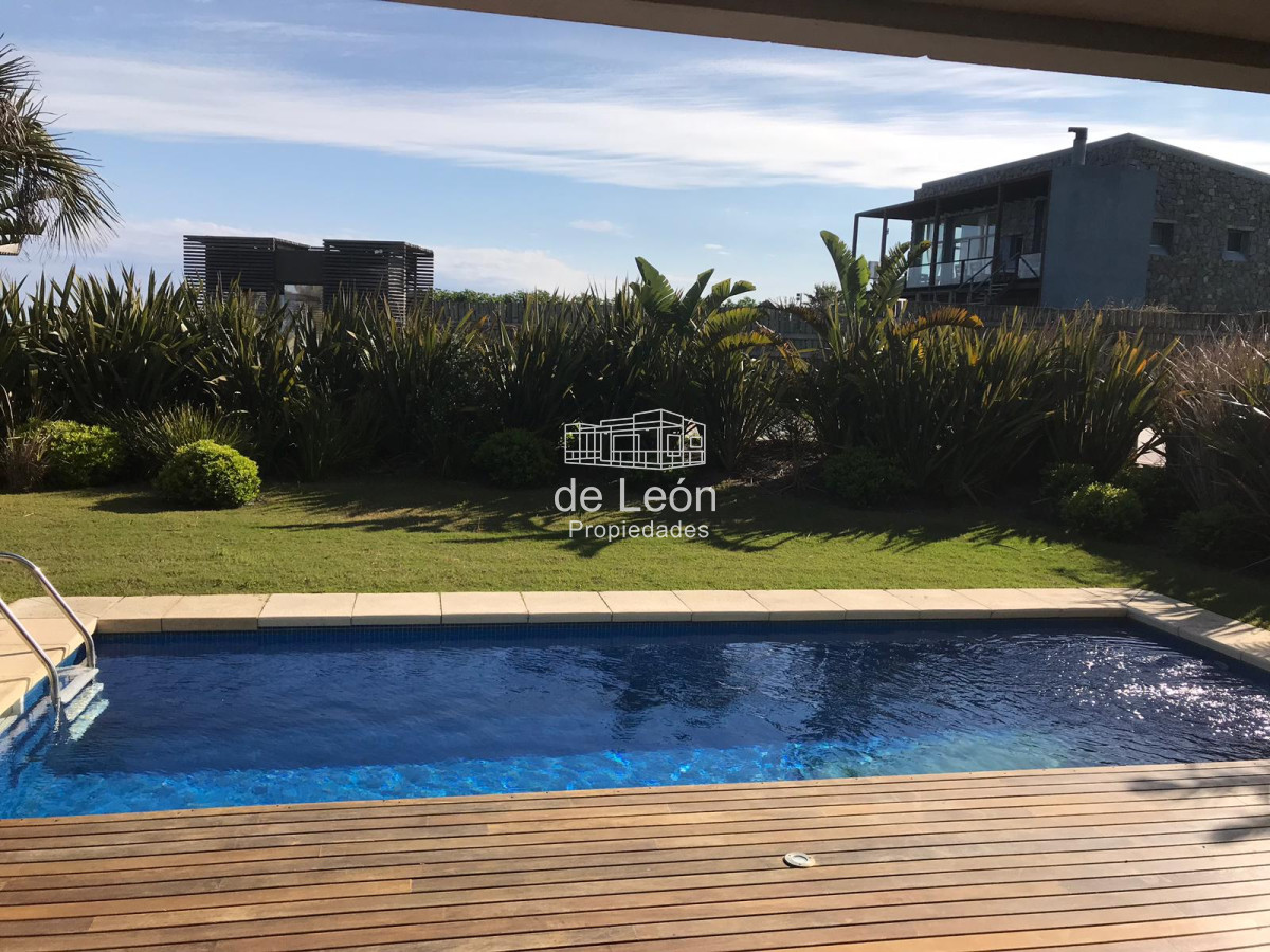 Apartamento ID.14920 - Venta apartamento de 3 dormitorios en Selenza Manantiales 