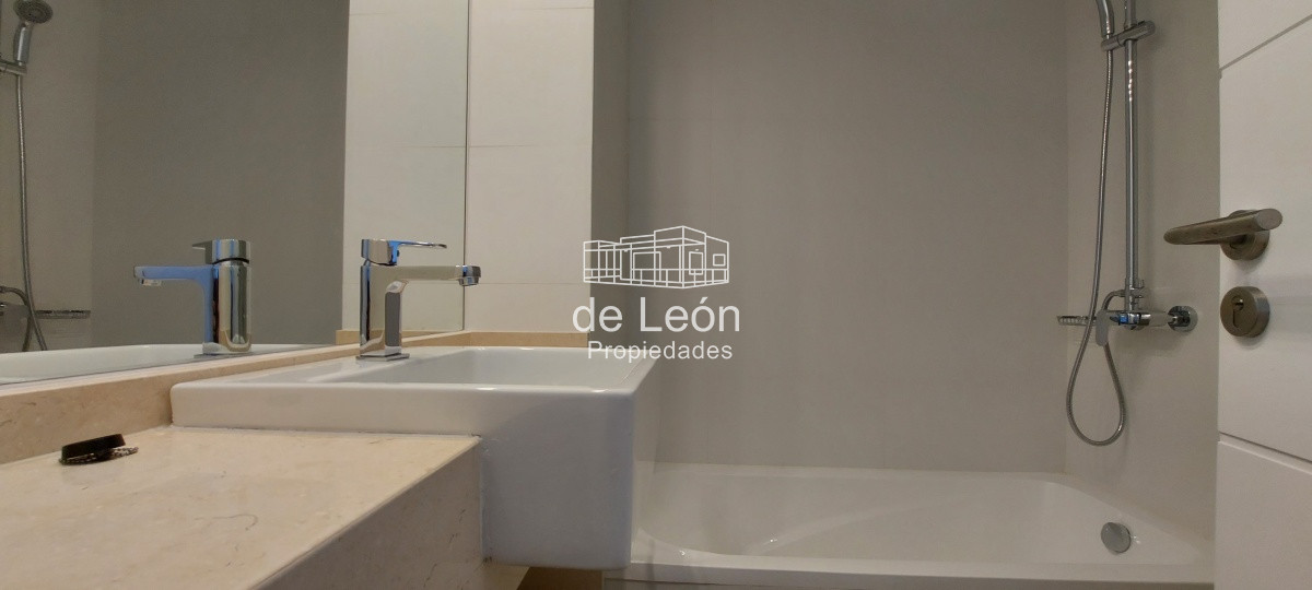 Apartamento ID.15348 - Venta apartamento en la Barra frente al mar  2 dormitorios 