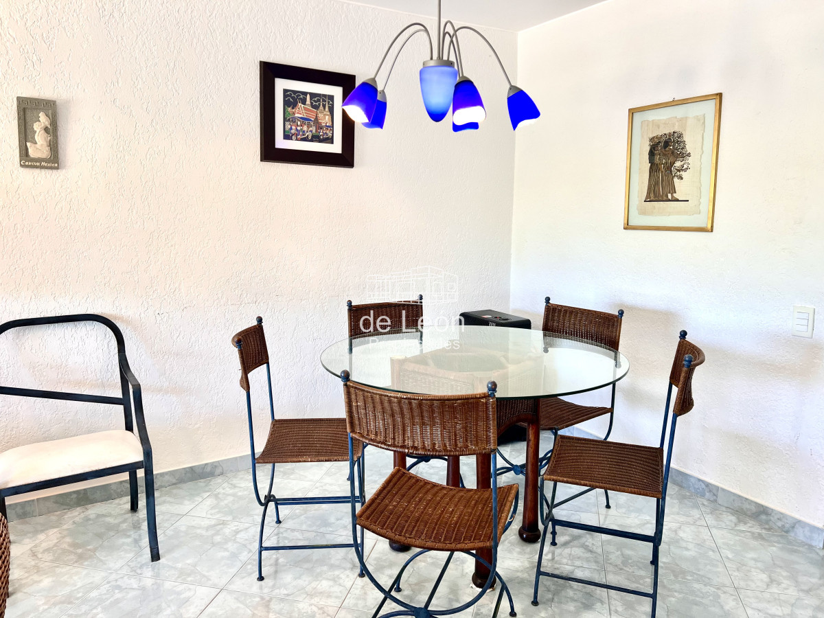 Apartamento ID.15160 - Alquiler apartamento 2 dormitorios mas dependencia de servicio en Playa Mansa, Punta del Este 
