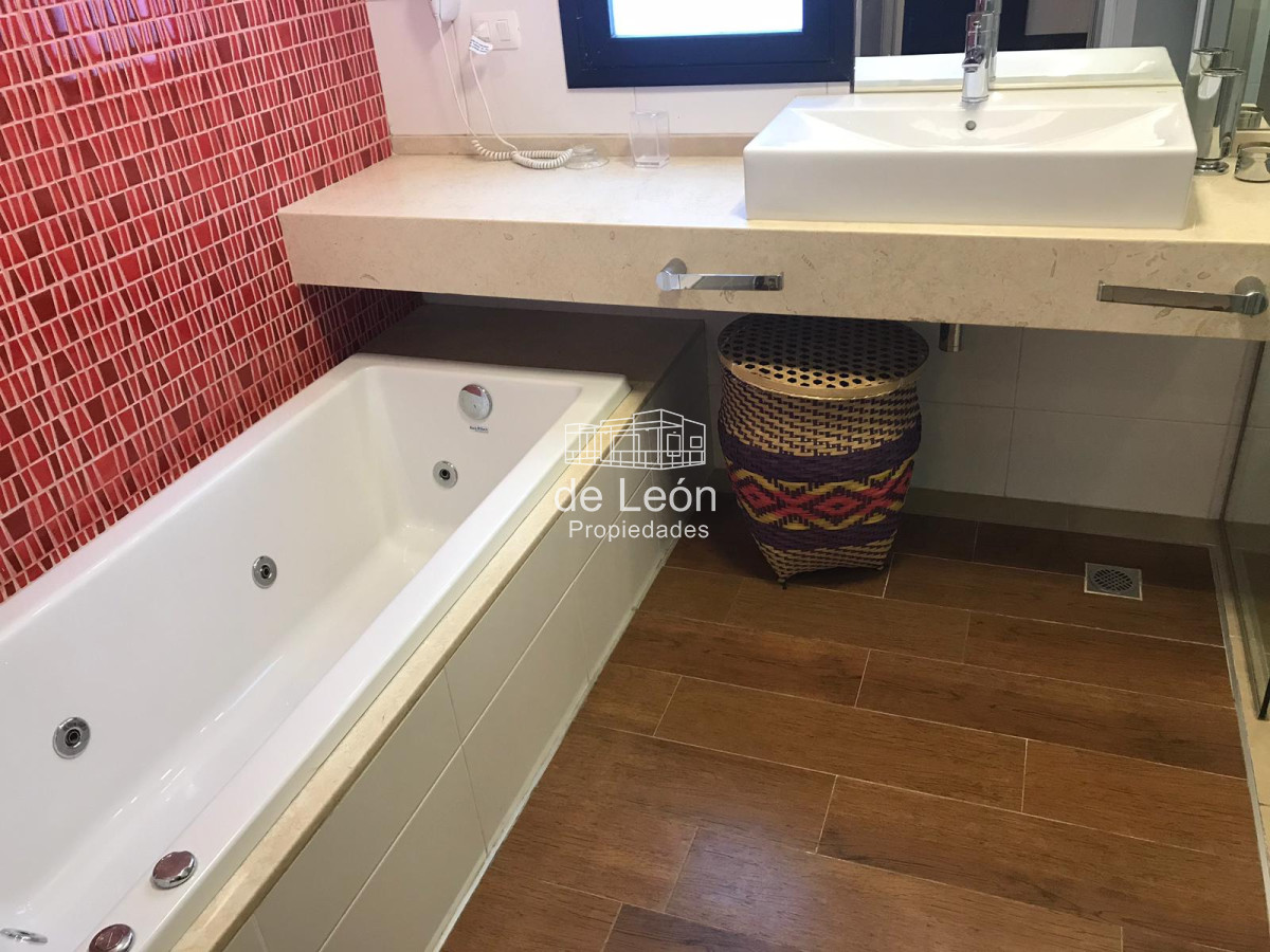 Apartamento ID.14920 - Venta apartamento de 3 dormitorios en Selenza Manantiales 