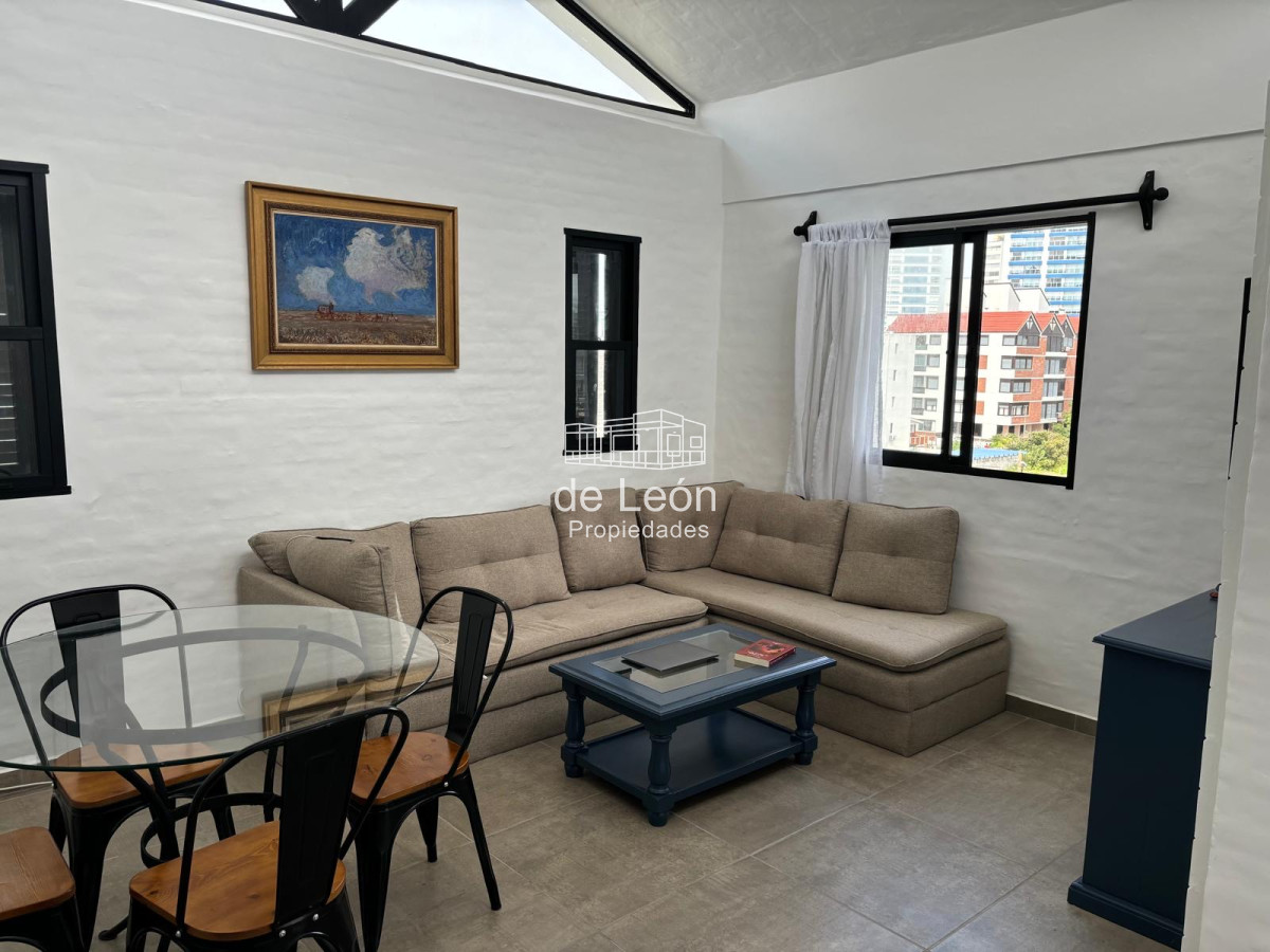 Apartamento ID.15161 - Alquiler apartamento 2 dormitorios en Playa Brava, Punta del Este 