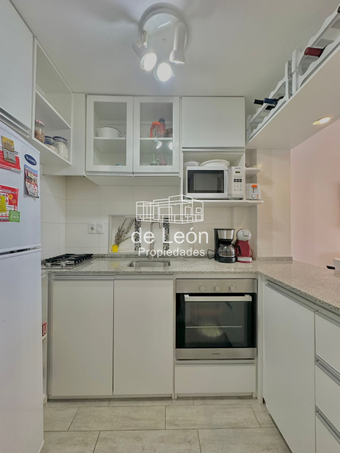 Apartamento ID.14907 - Venta departamento 2 dormitorios en Peninsula, Punta del Este 