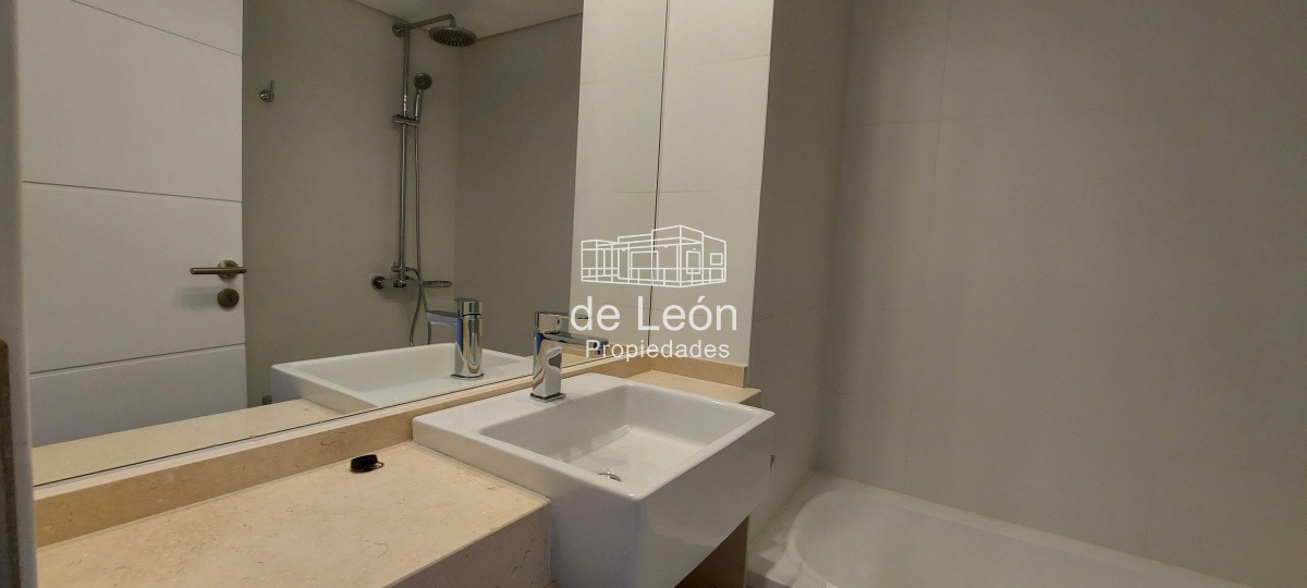 Apartamento ID.15348 - Venta apartamento en la Barra frente al mar  2 dormitorios 