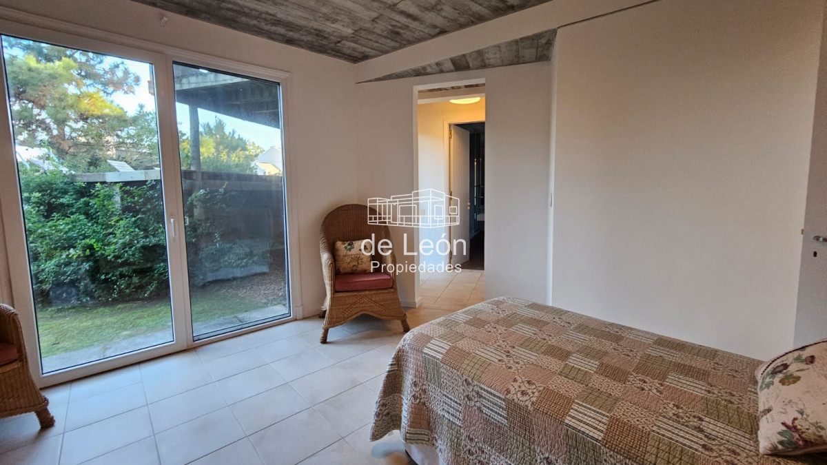 Casa ID.14913 - Alquiler casa 5 dormitorios en Laguna Blanca, Manantiales