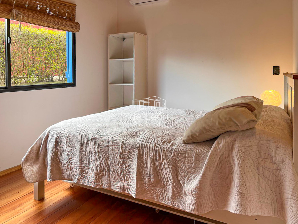 Casa ID.14917 - Alquiler  casa  en Manantiales,  3 dormitorios con piscina climatizada 