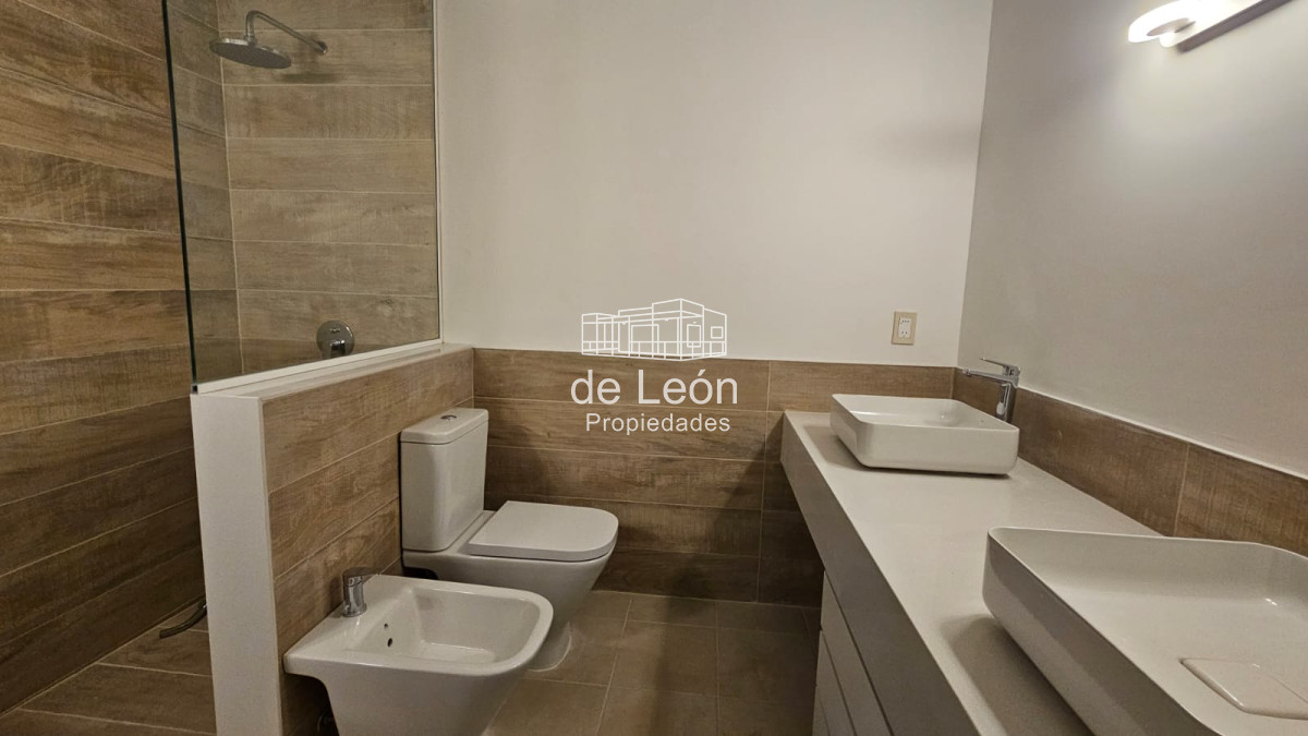 Casa ID.14913 - Alquiler casa 5 dormitorios en Laguna Blanca, Manantiales