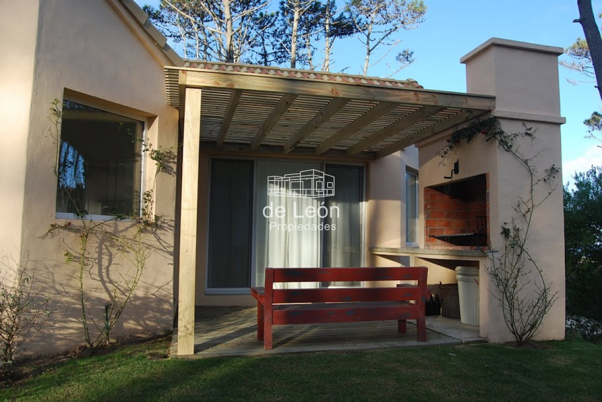 Casa ID.14913 - Alquiler casa 5 dormitorios en Laguna Blanca, Manantiales