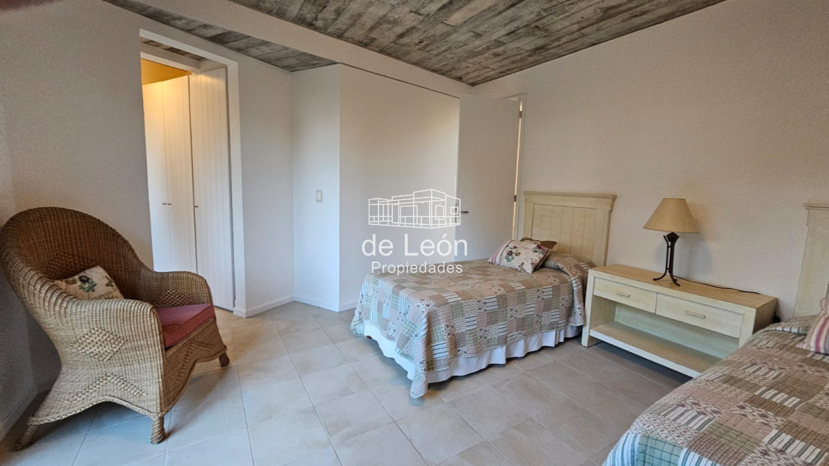 Casa ID.14913 - Alquiler casa 5 dormitorios en Laguna Blanca, Manantiales