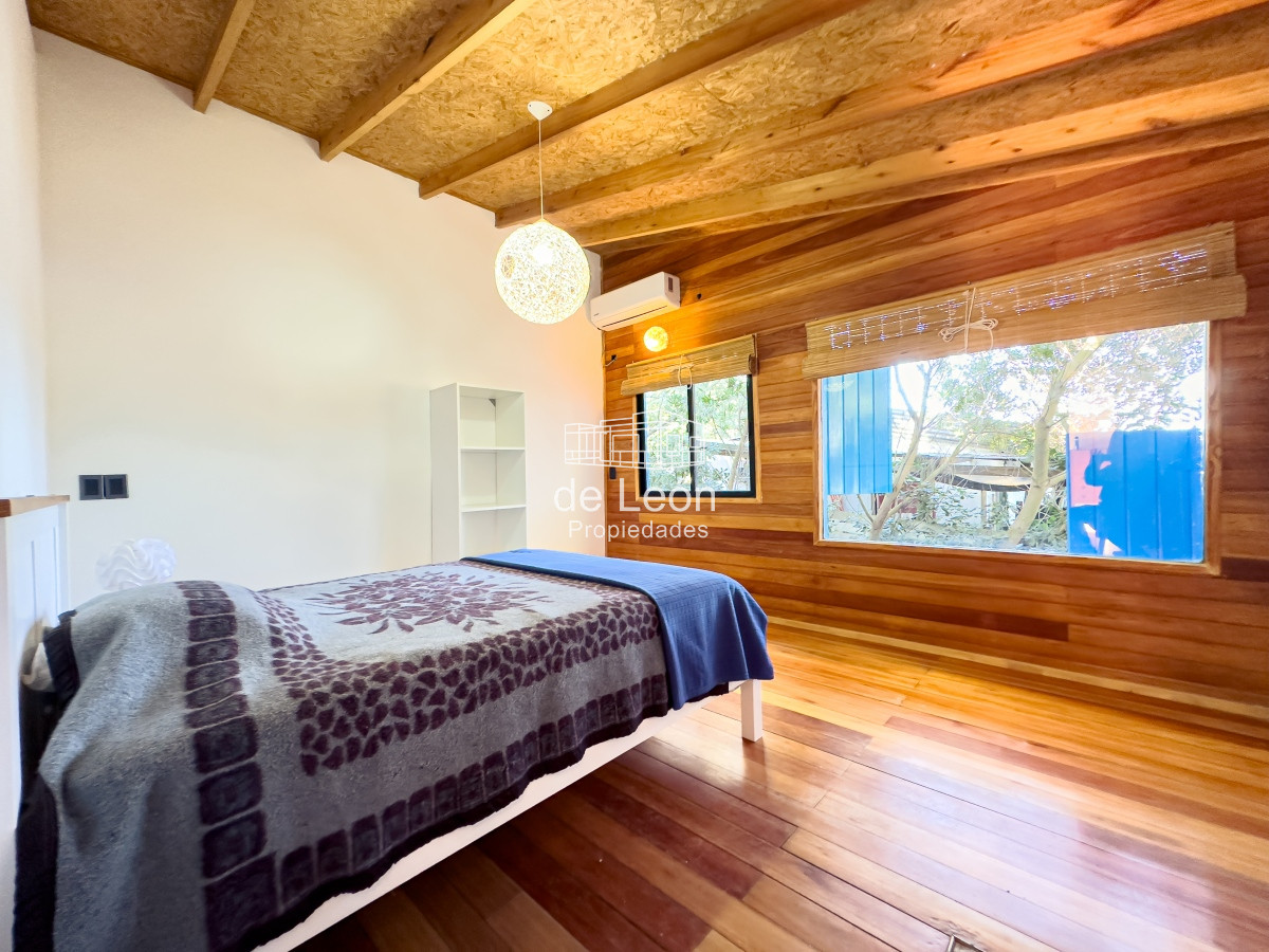 Casa ID.14917 - Alquiler  casa  en Manantiales,  3 dormitorios con piscina climatizada 