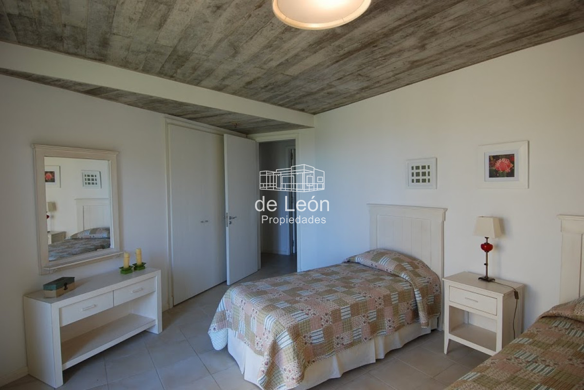Casa ID.14913 - Alquiler casa 5 dormitorios en Laguna Blanca, Manantiales