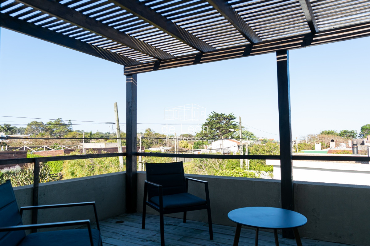 Casa ID.14851 - Alquiler casa 3 dormitorios mas servicio en Manantiales 