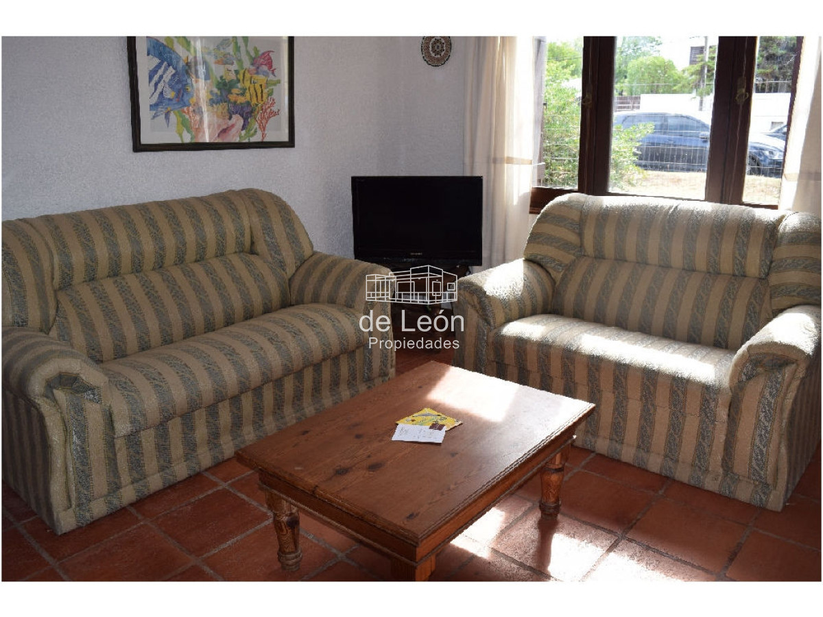 Casa ID.15281 - Alquiler casa en Manantiales 3 dormitorios 