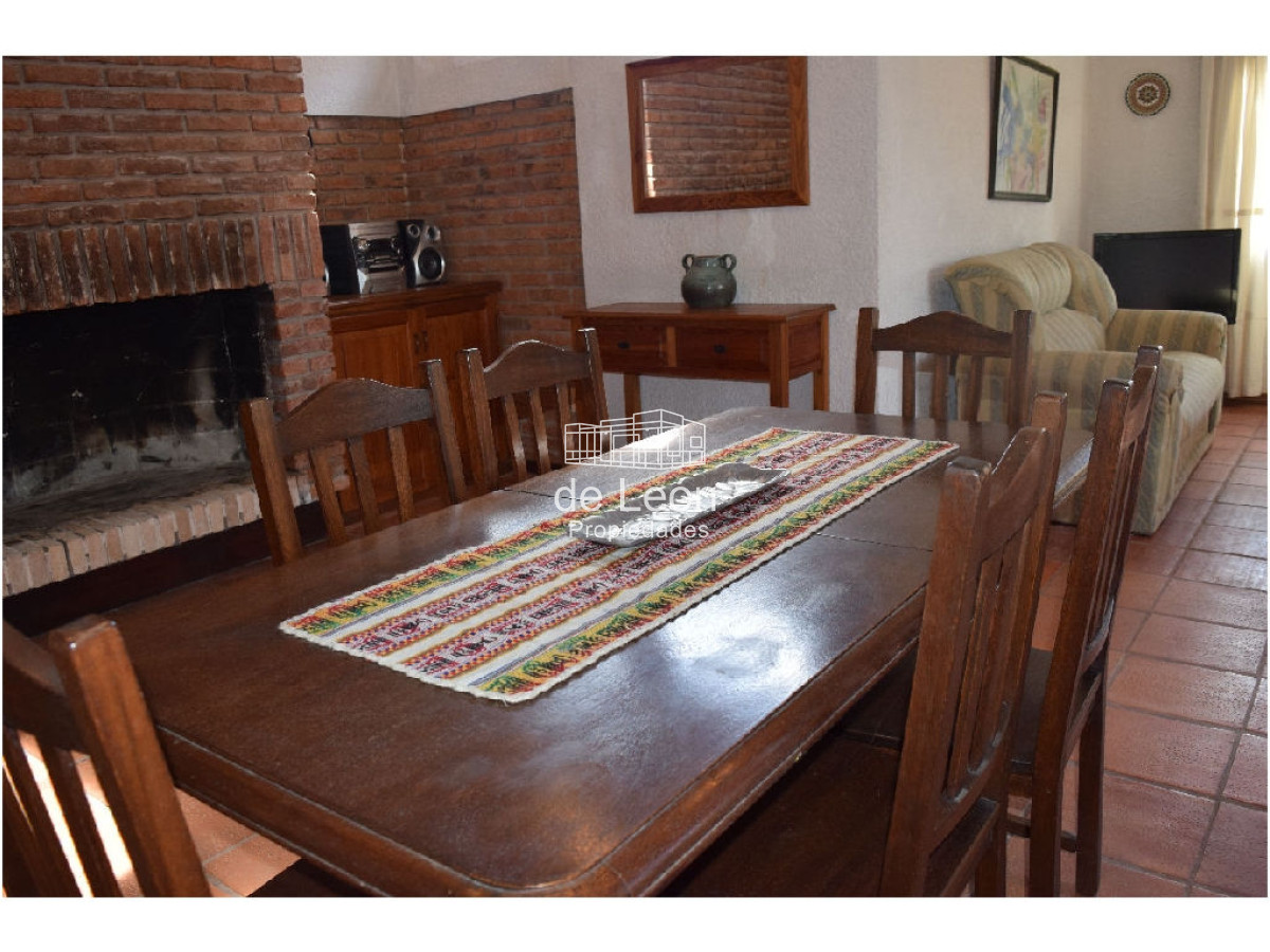 Casa ID.15281 - Alquiler casa en Manantiales 3 dormitorios 