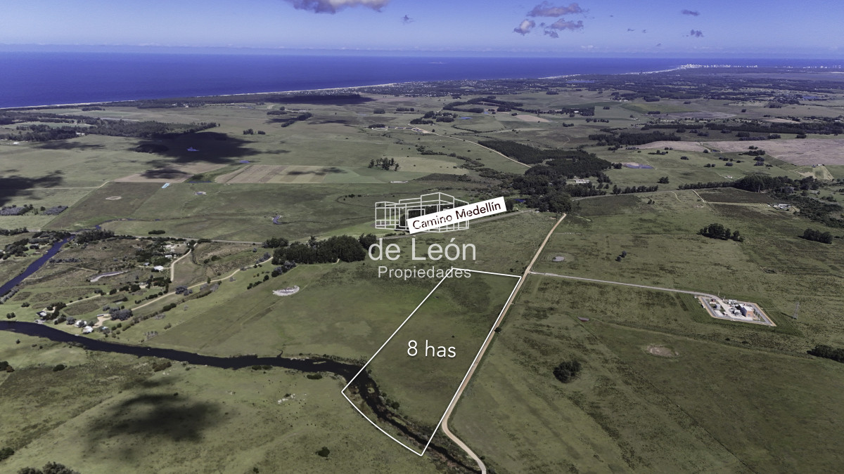 Chacra ID.14802 - Venta chacra 8 ha en Camino Medellín, Manantiales 
