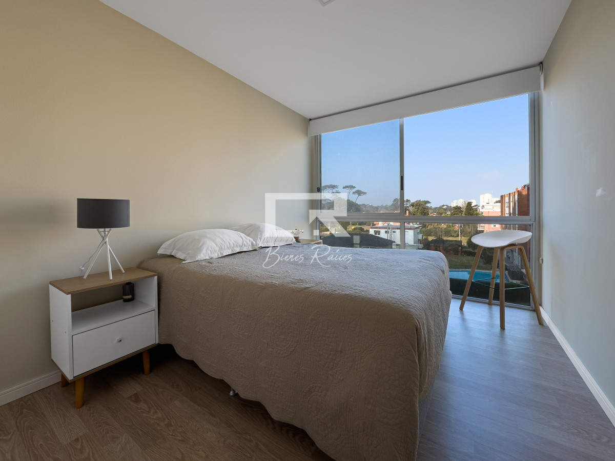 Apartamento ID.170 - Venta apartamento en Playa Mansa 1 dormitorio reciclado