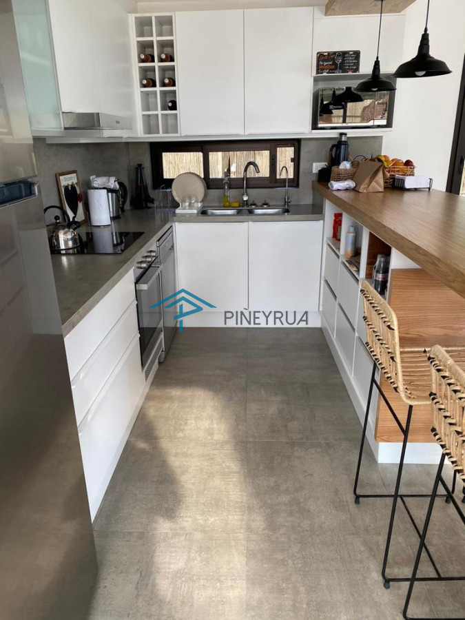 Venta y alquiler casa 4 dormitorios en Manantiales 