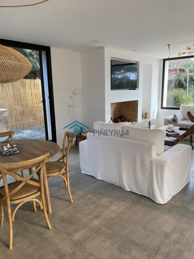 Venta y alquiler casa 4 dormitorios en Manantiales 