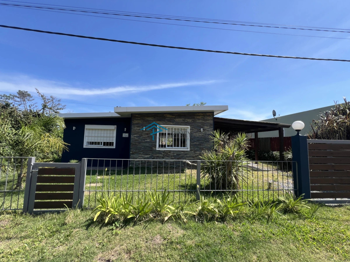 Venta casa 3 dormitorios en Manantiales