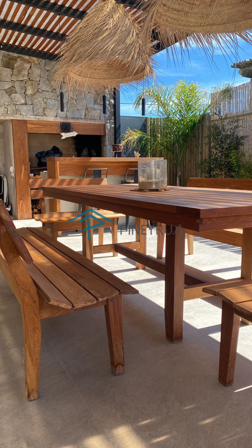 Venta y alquiler casa 4 dormitorios en Manantiales 