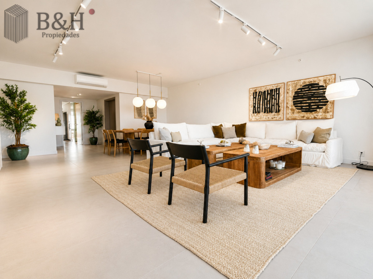 Apartamento ID.7224 - Apartamento en venta de 4 dormitorios  en suite en Le Parc III, Playa Brava Punta del Este.