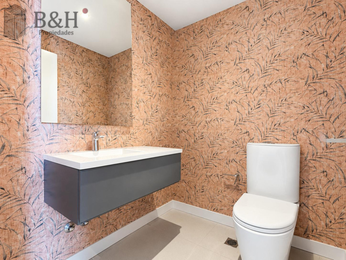 Apartamento ID.7224 - Apartamento en venta de 4 dormitorios  en suite en Le Parc III, Playa Brava Punta del Este.