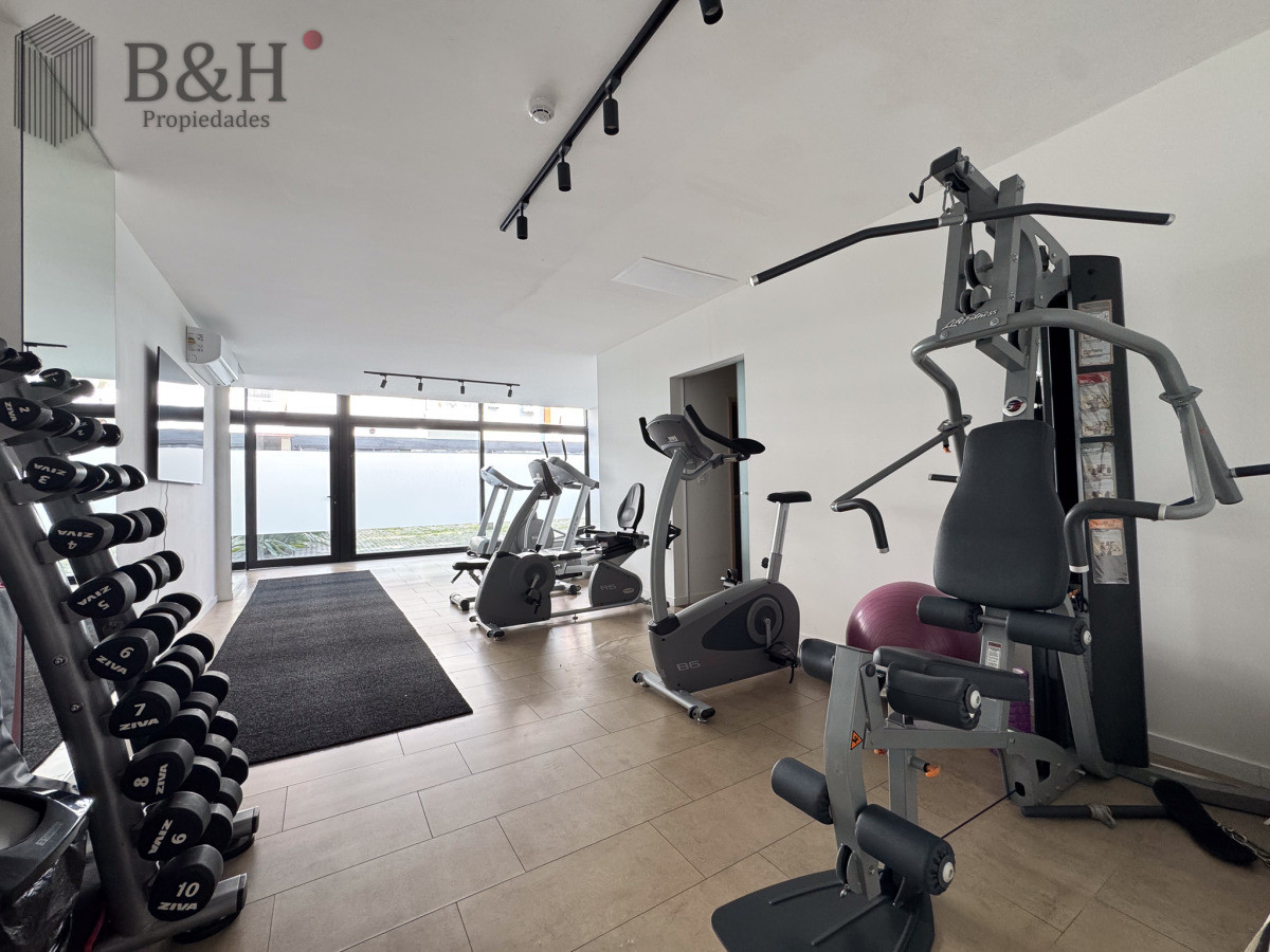 Apartamento ID.917 - Venta apartamento 2 dormitorios en Playa Mansa, Punta del Este 