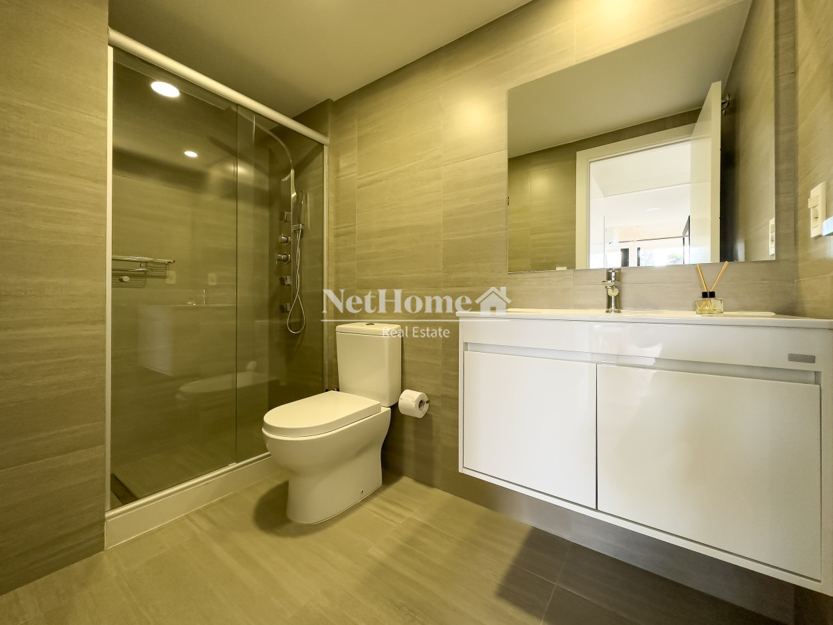 Apartamento ID.90 - Playa Mansa apartamento 2 dormitorios frente al mar