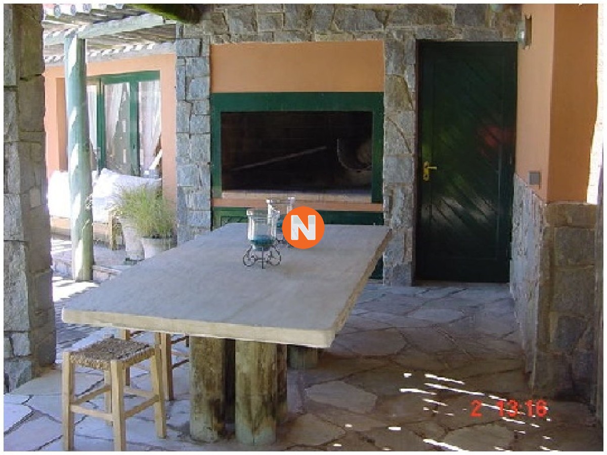 Casa Ref.219924 - Alquiler casa en El Chorro Punta Piedras 3 dormtiorios 