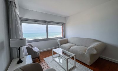 Venta apartamento 1 dormitorio y medio en Playa Brava, Punta del Este