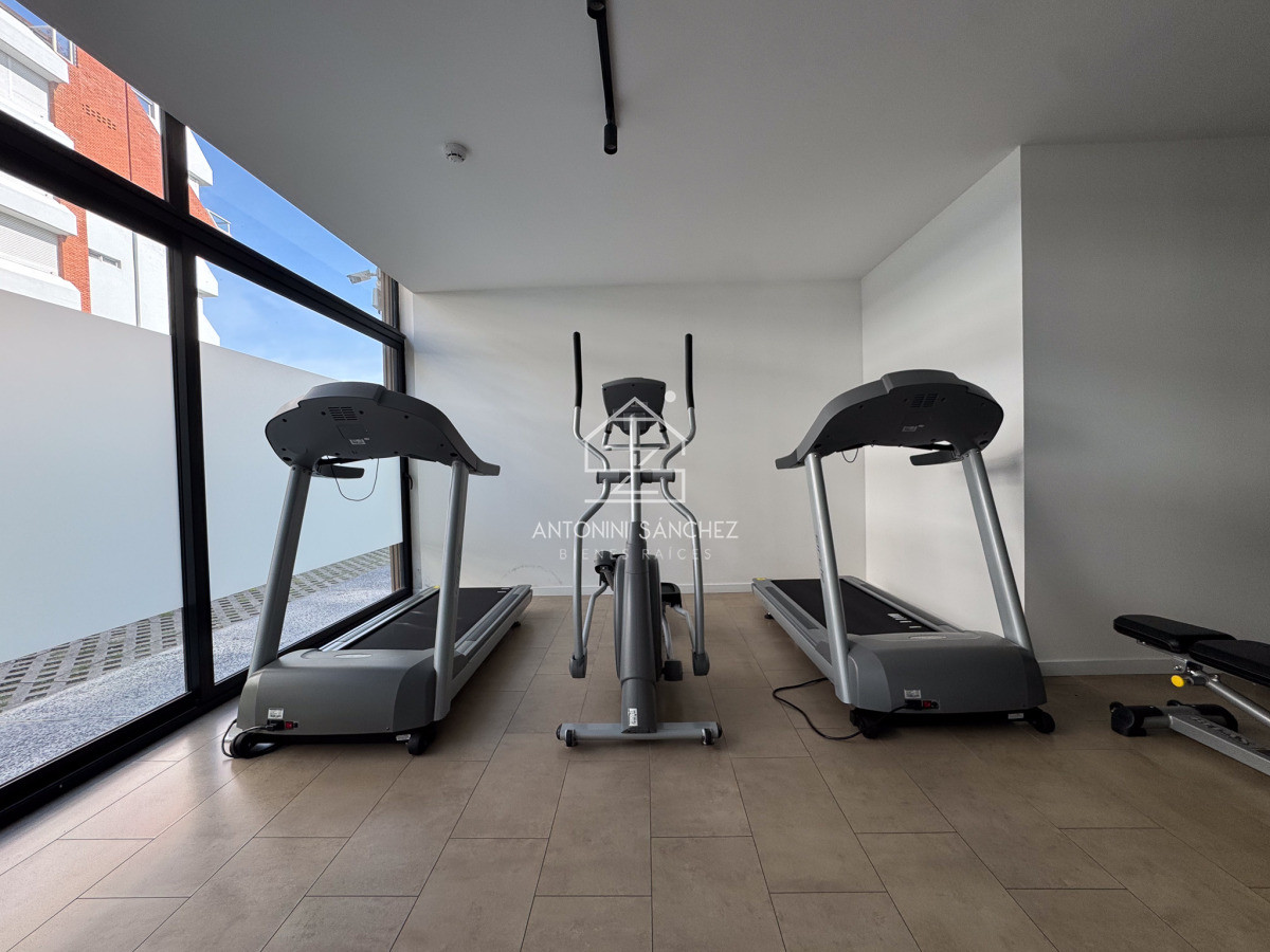 Apartamento ID.955 - Venta apartamento 2 dormitorios en Playa Mansa, Punta del Este 