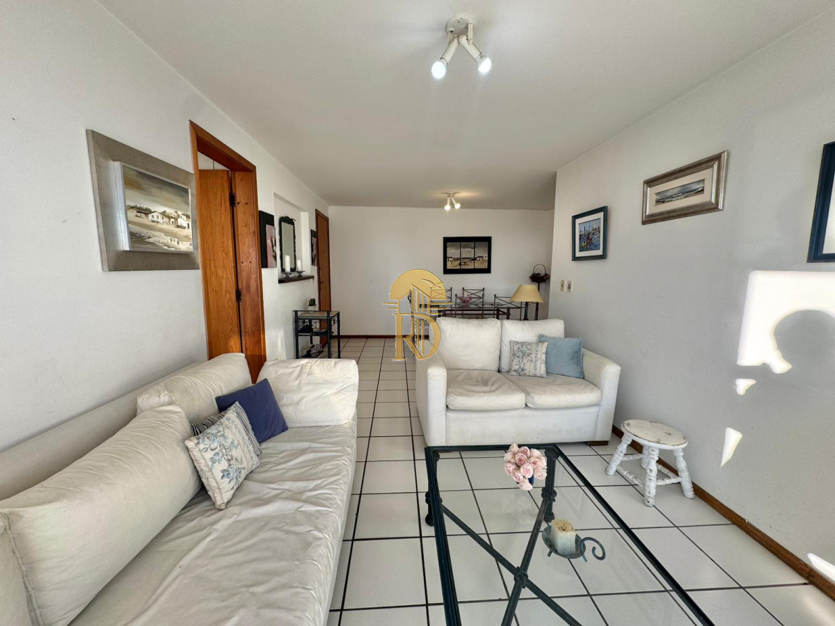 Venta apartamento 2 dormitorios en Playa Mansa, Punta del Este -id-759-2