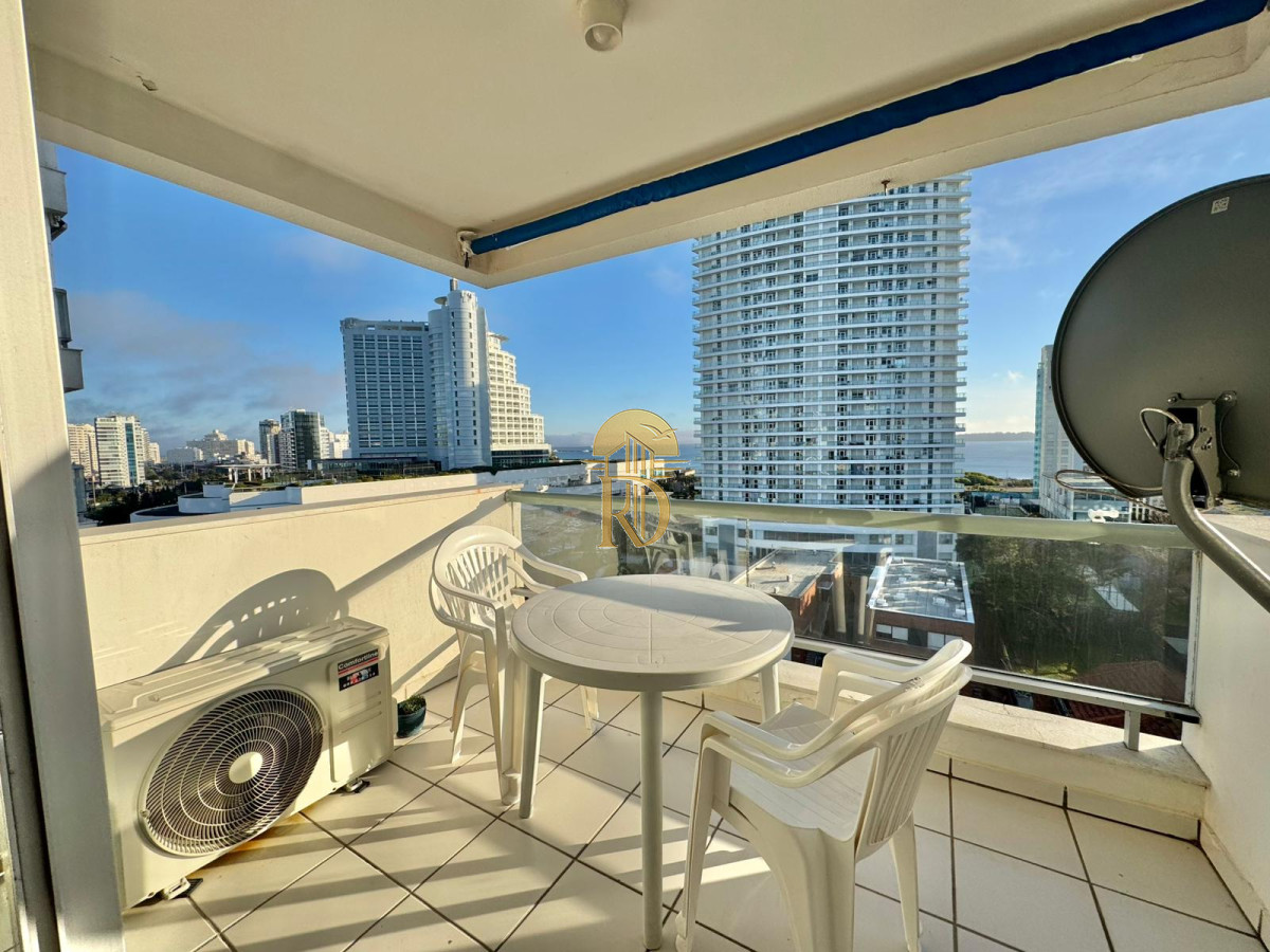 Venta apartamento 2 dormitorios en Playa Mansa, Punta del Este -id-759-17