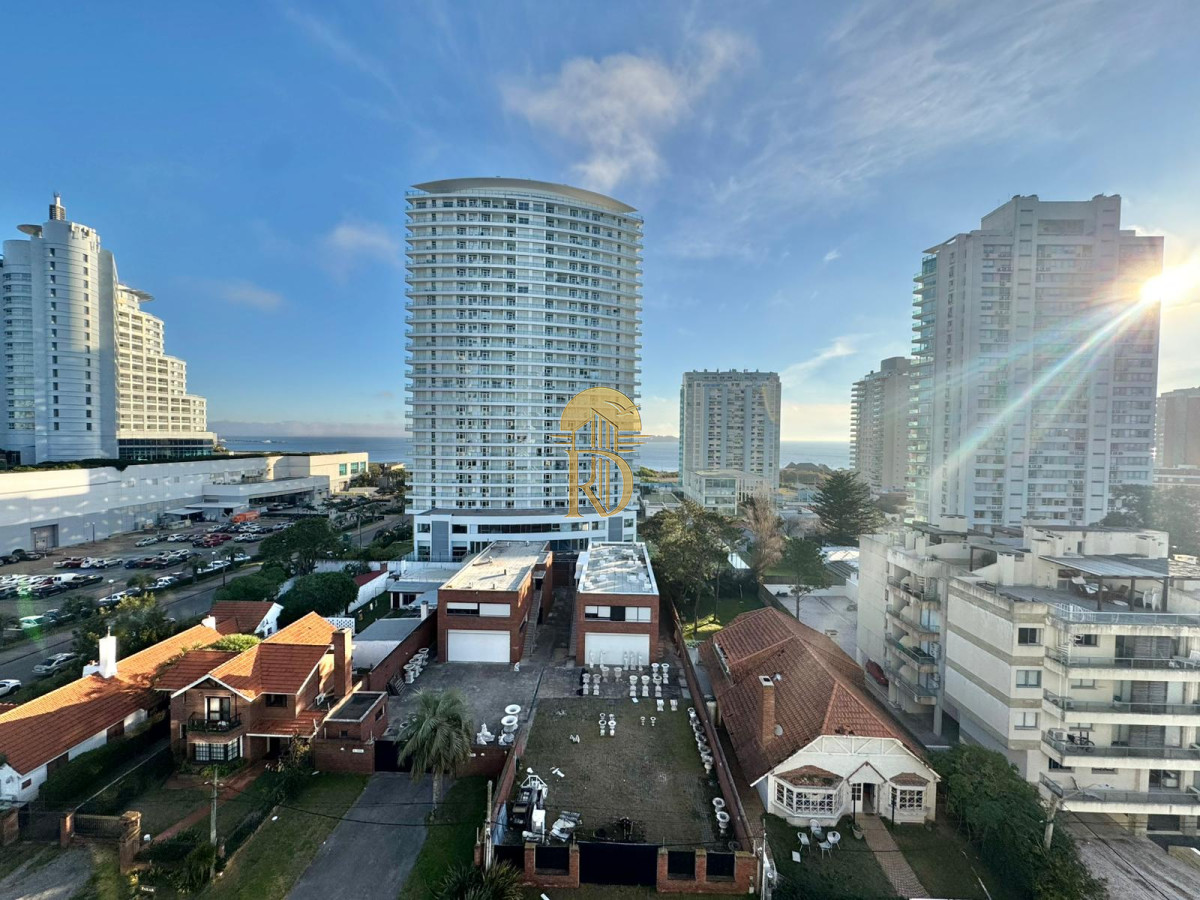 Venta apartamento 2 dormitorios en Playa Mansa, Punta del Este -id-759-16