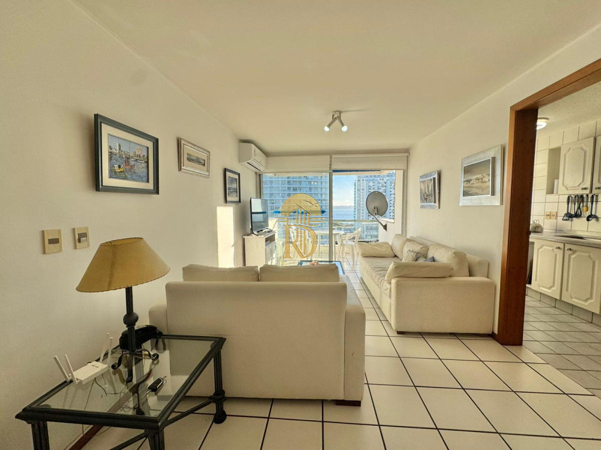 Venta apartamento 2 dormitorios en Playa Mansa, Punta del Este -id-759-4